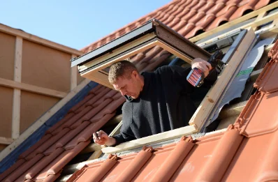 Pose de fenêtres de toit Velux à Colmey
